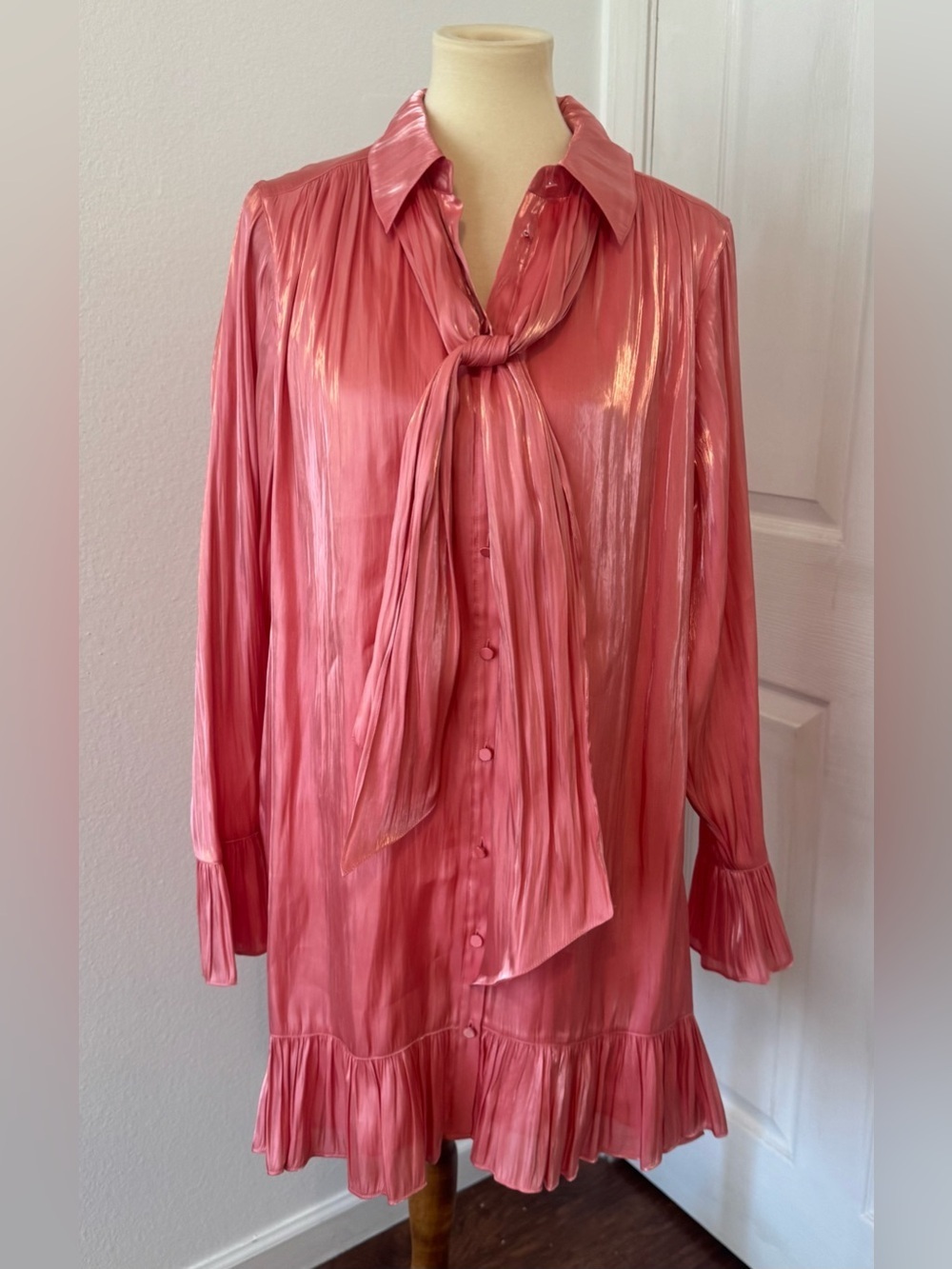Ching a Sept IVA METALLIC TIE NECK LONG SLEEVE SHIRTDRESS Textured Satin NWT  10